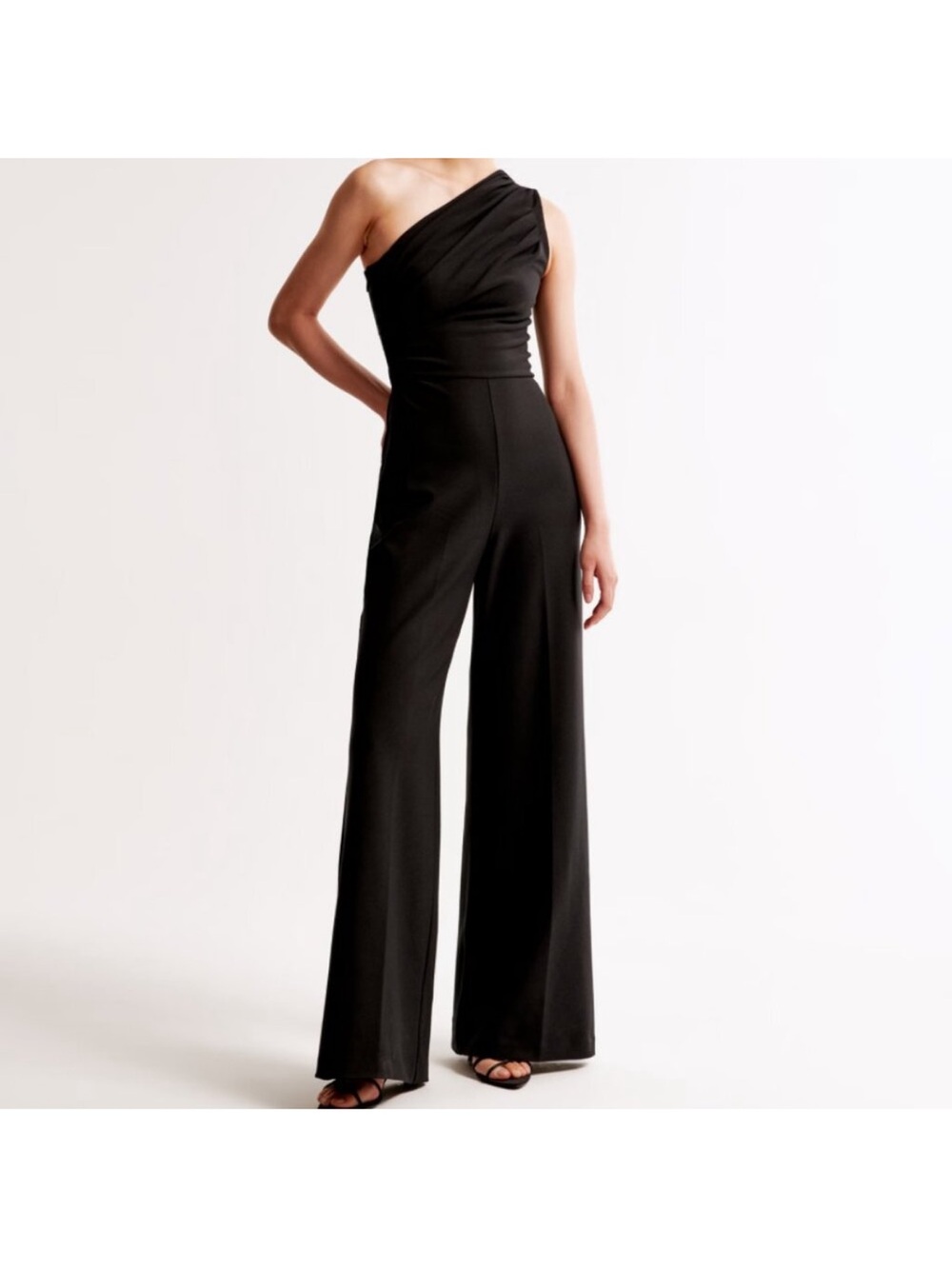 Abercrombie & Fitch One Shoulder Jumpsuit / Size S